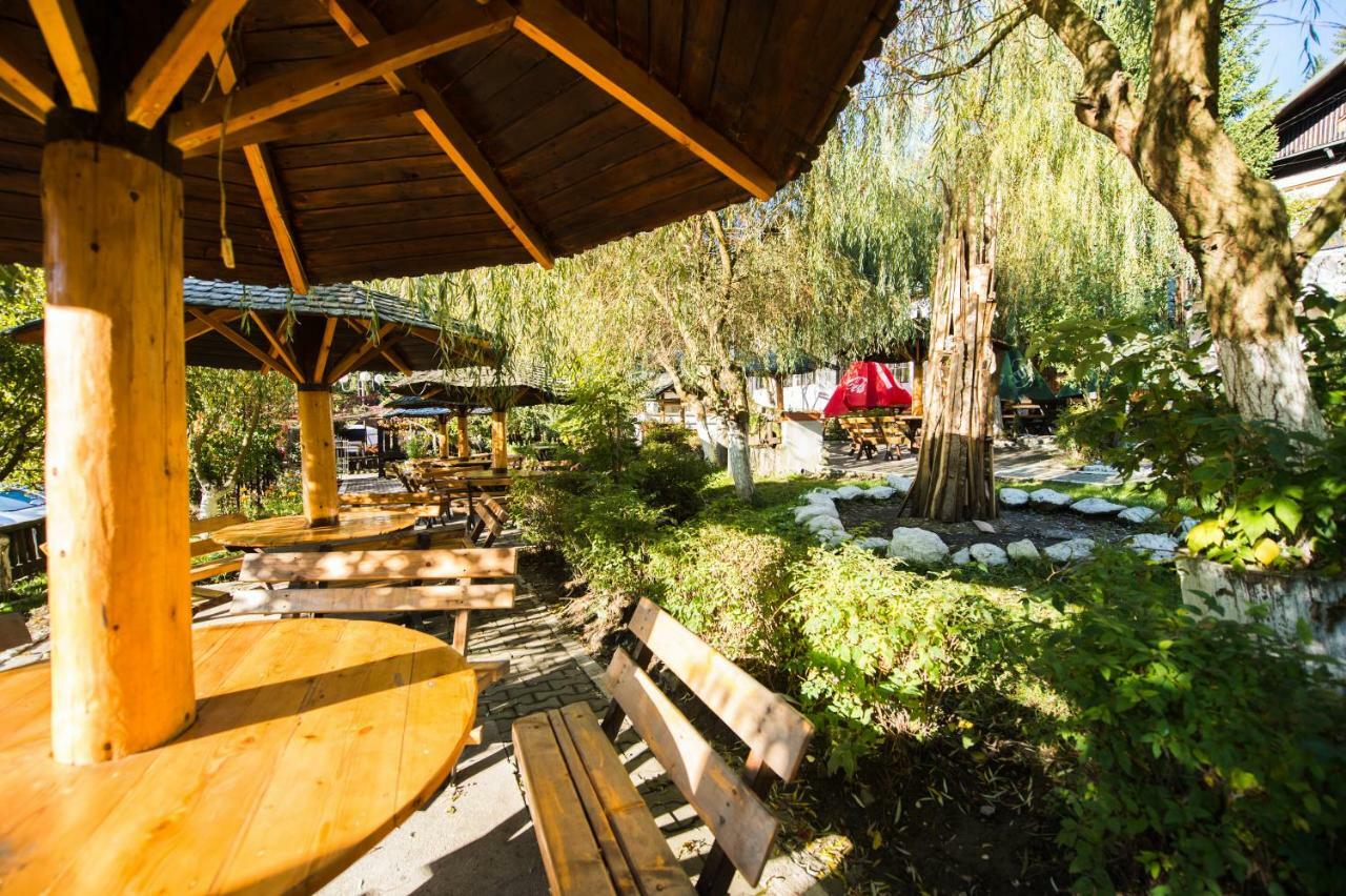 Hotel Gura Diham Buşteni Exteriér fotografie
